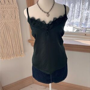 Abercrombie & Fitch Lace Trim Cami 💚